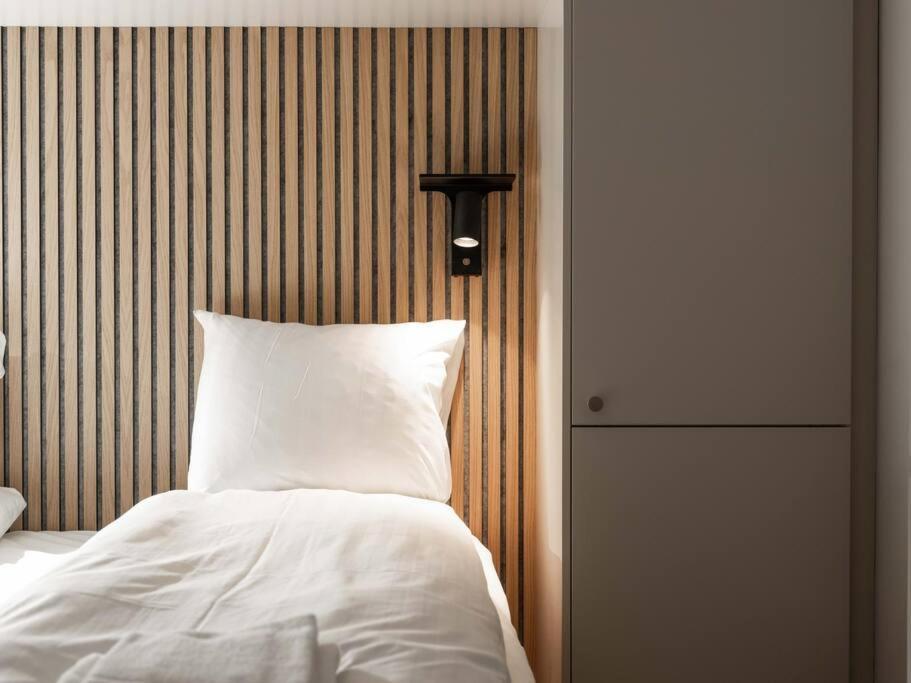 Mountain Retreat For 4 In Are Ski-In Ski-Out Apt- No Windows Экстерьер фото
